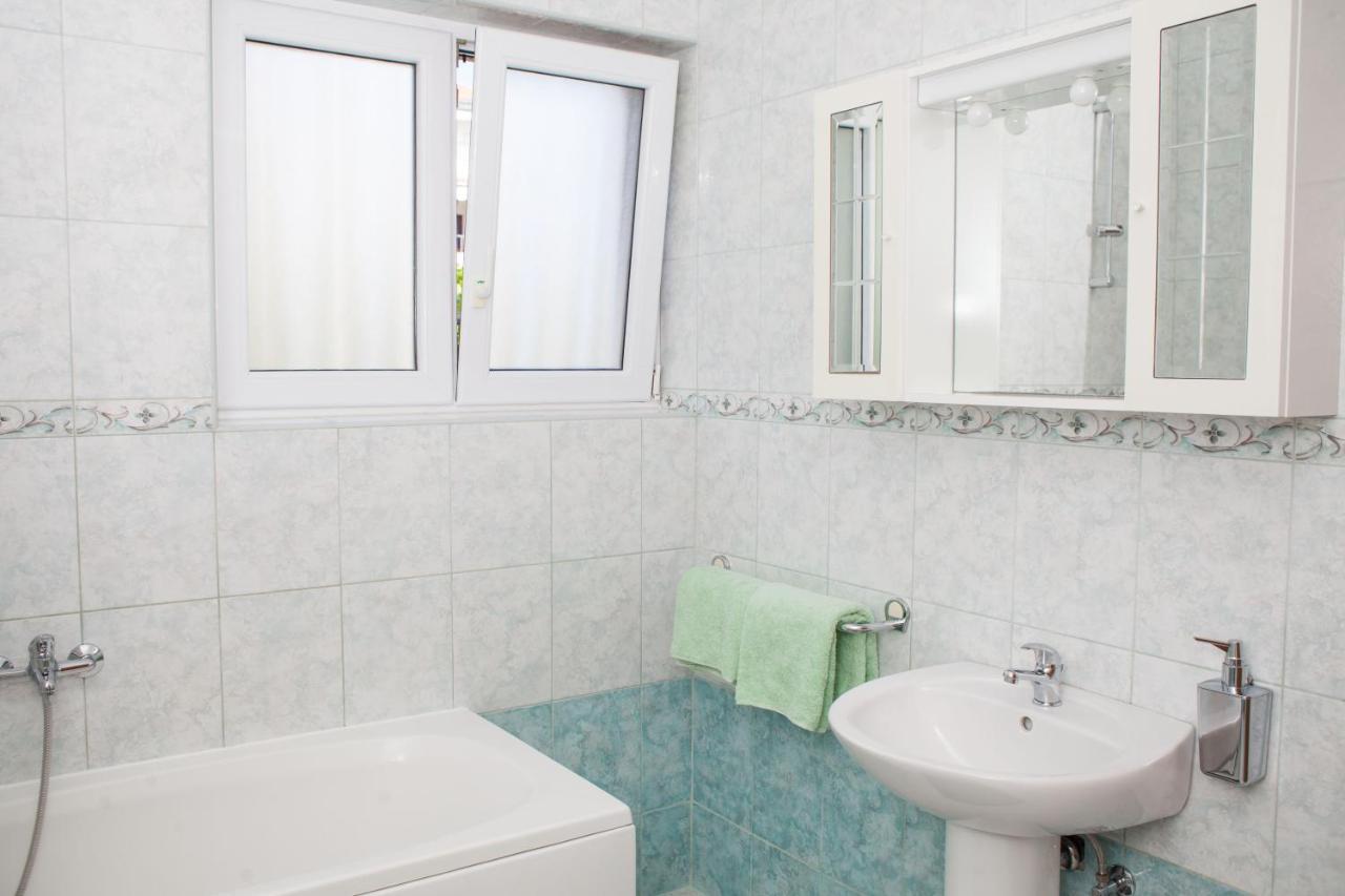 Apartments Martina Vodice Exterior photo