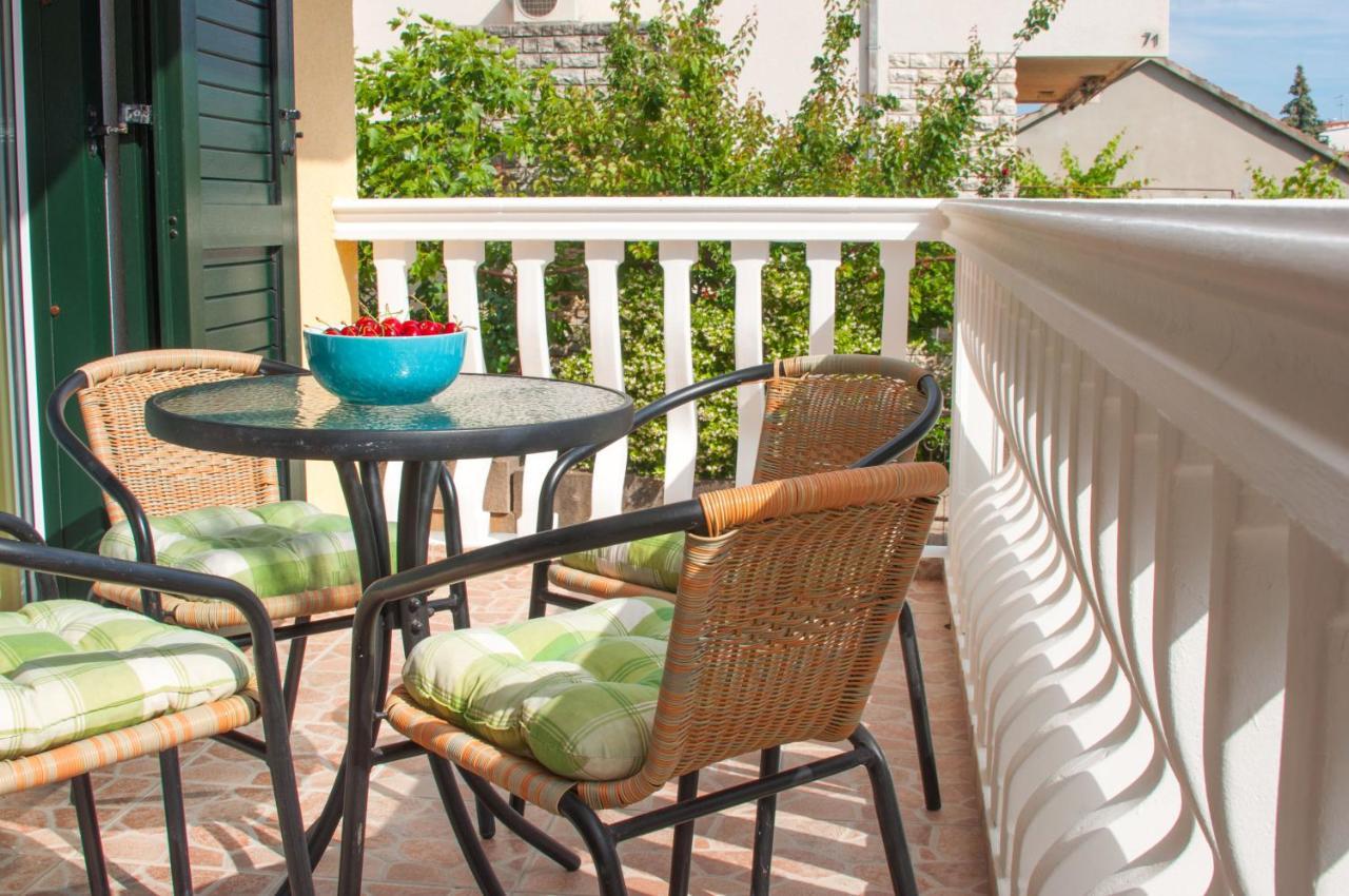 Apartments Martina Vodice Exterior photo