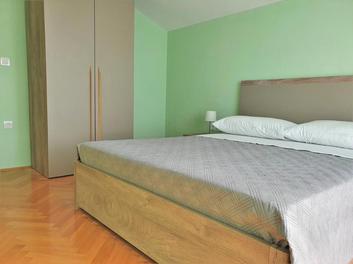 Apartments Martina Vodice Exterior photo